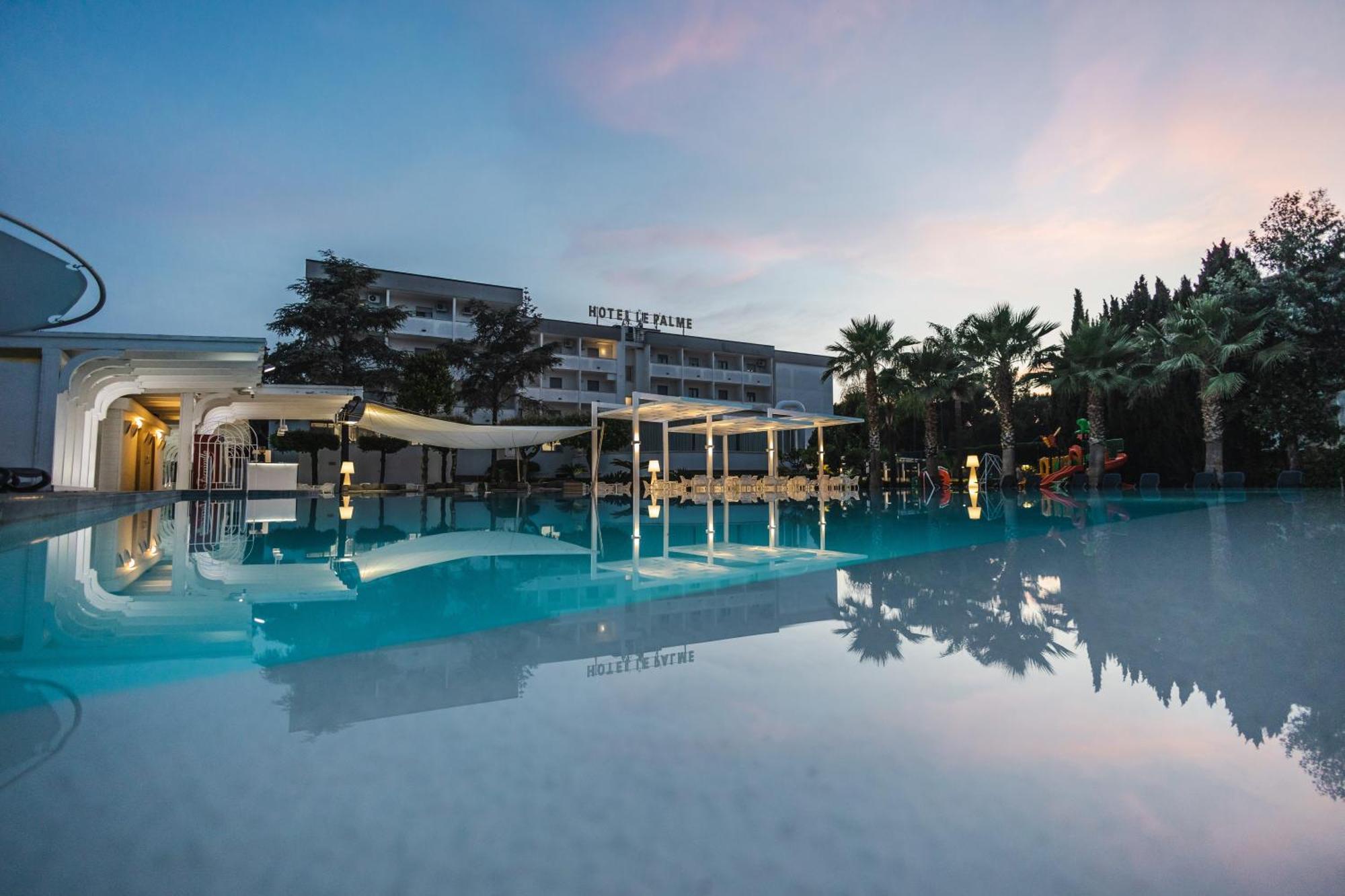 פסטום Hotel Le Palme מראה חיצוני תמונה