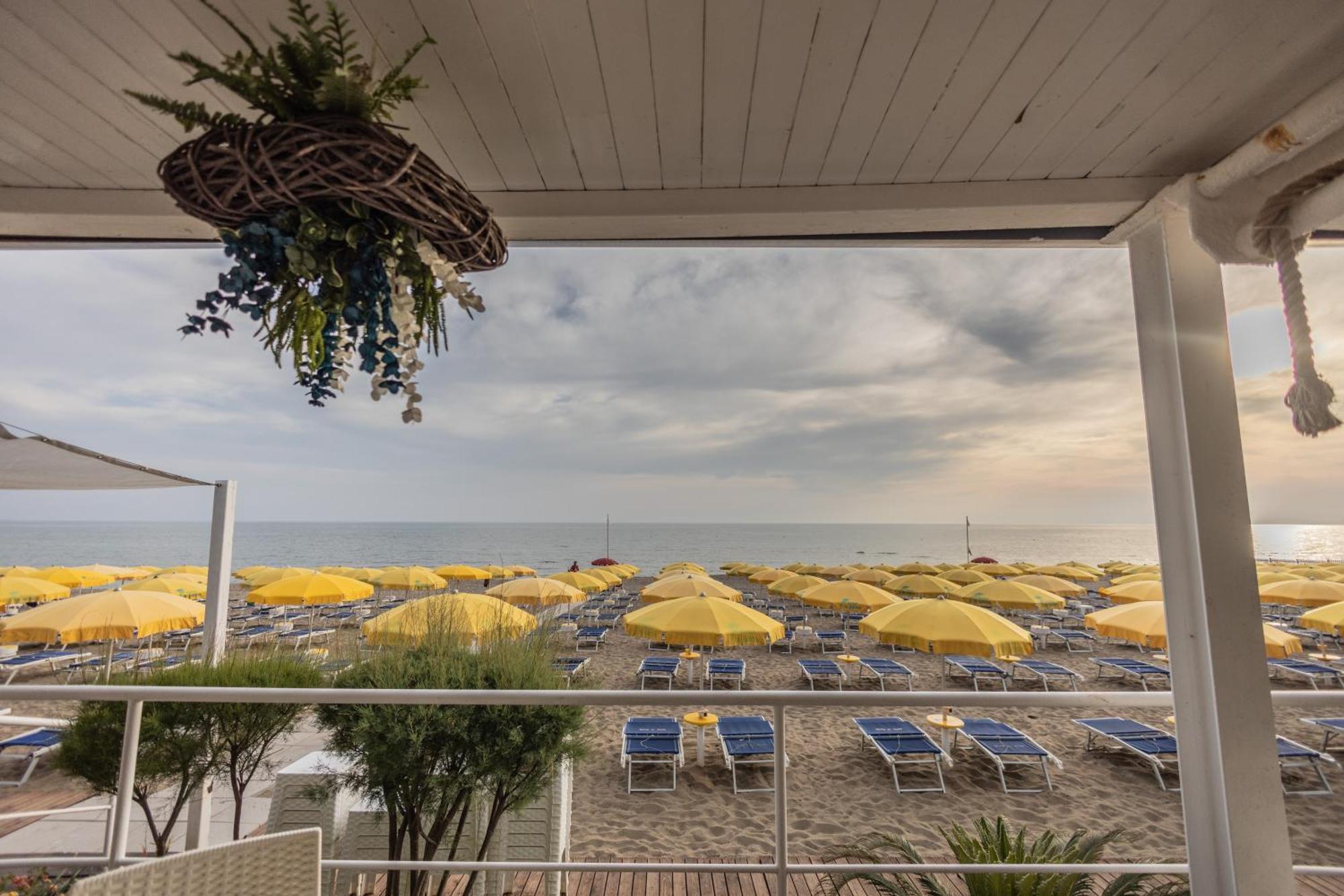 פסטום Hotel Le Palme מראה חיצוני תמונה